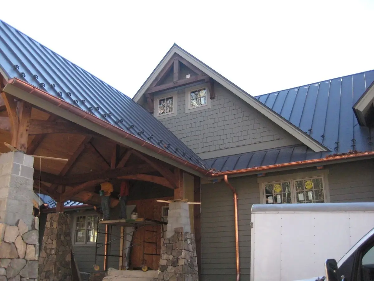 Craftsman Roofing team delivering quality roofing work in Hood